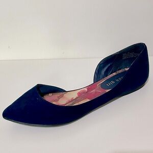Steve Madden 7 Eezy Navy Suede Pointed Ballet Flats